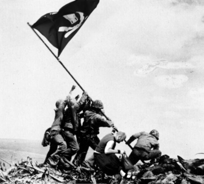 Fil:Olly Roger på Iwo Jima.jpg